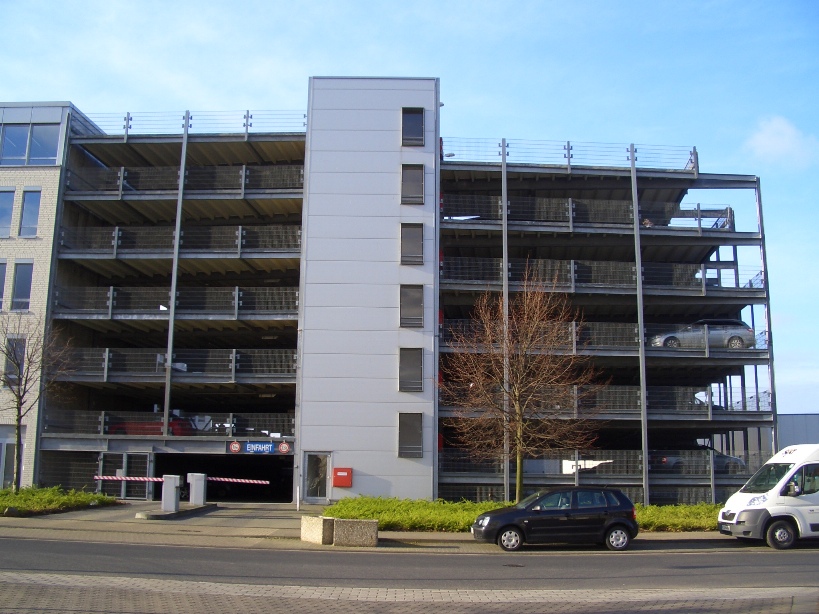 Parkhaus Ansicht Bürohaus Köln 