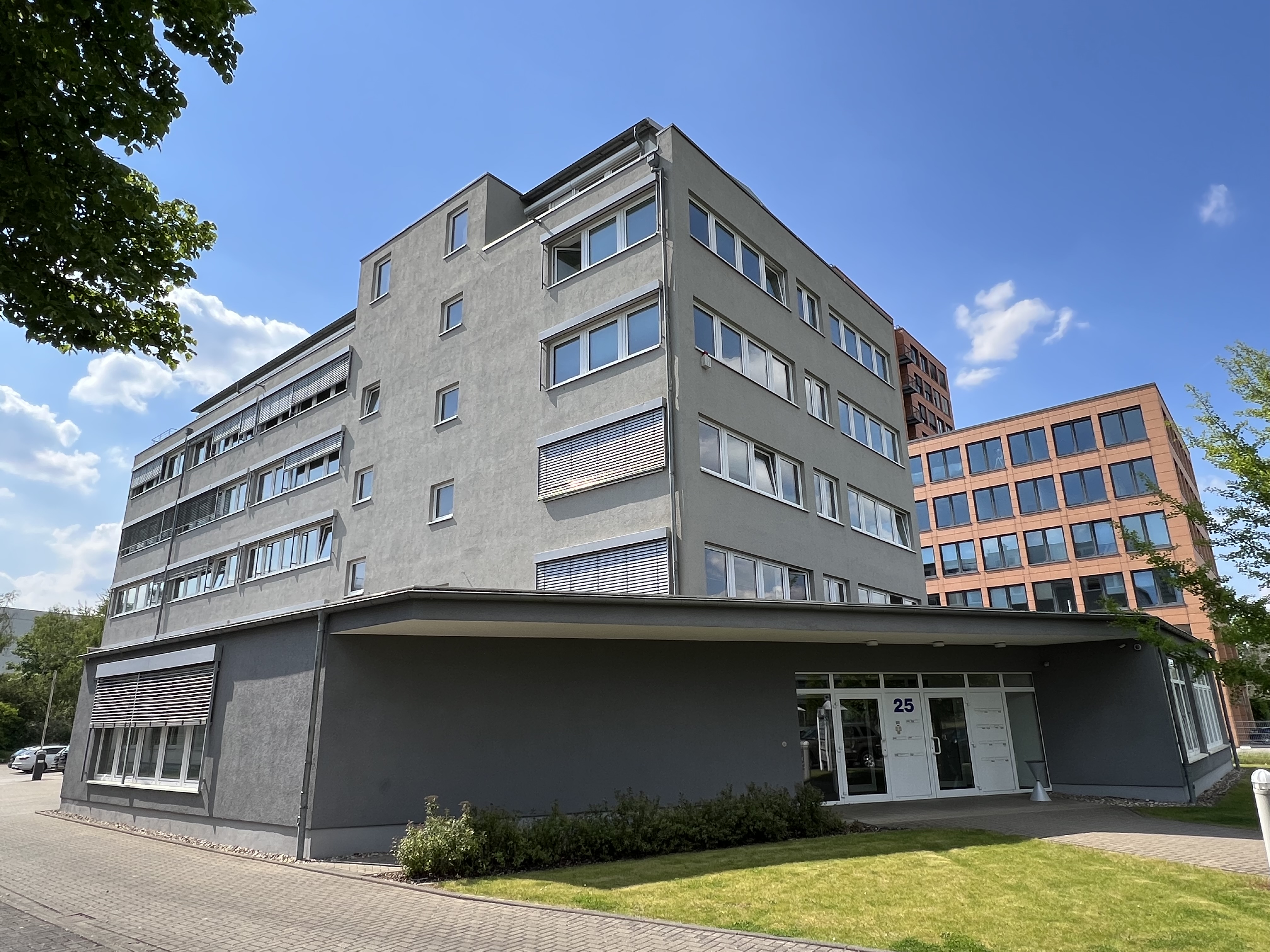 Außenansicht Bürohaus Köln